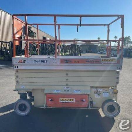 2007 JLG ES2646