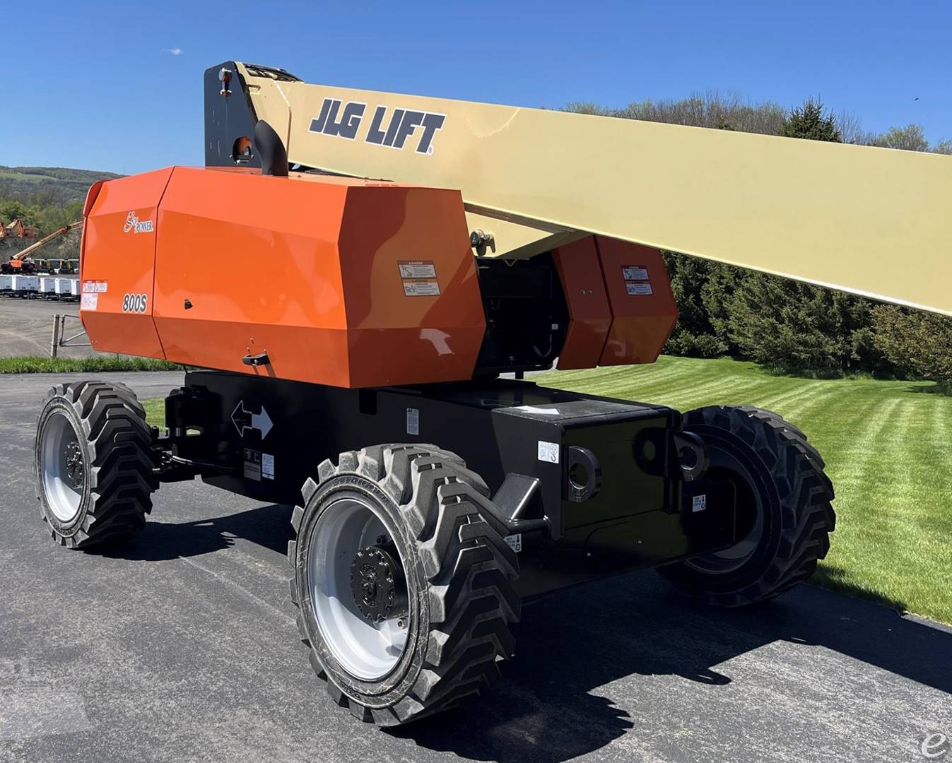 2015 JLG 800S