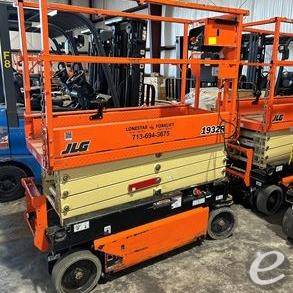 2019 JLG 1932R