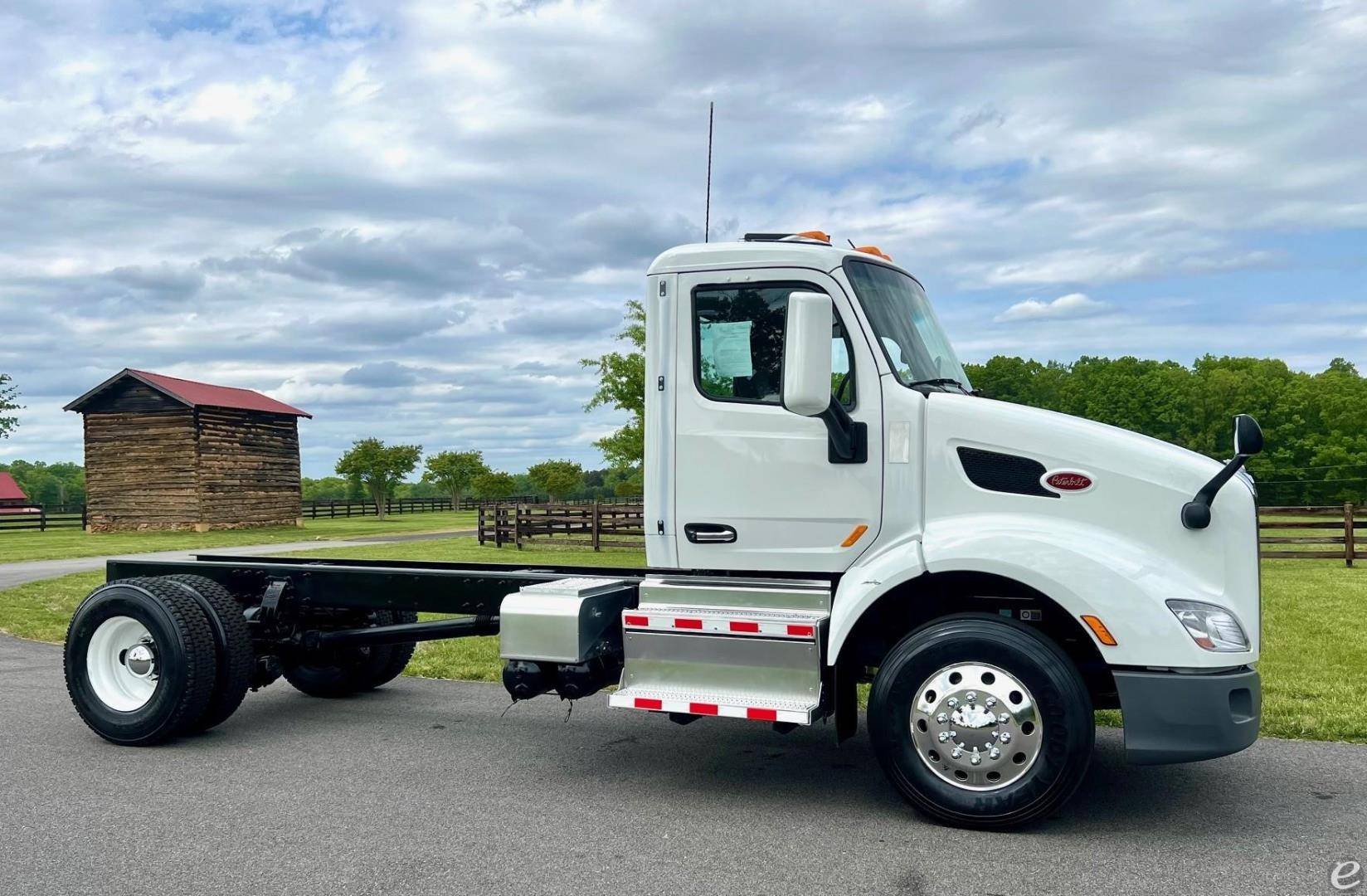 2022 Peterbilt 579