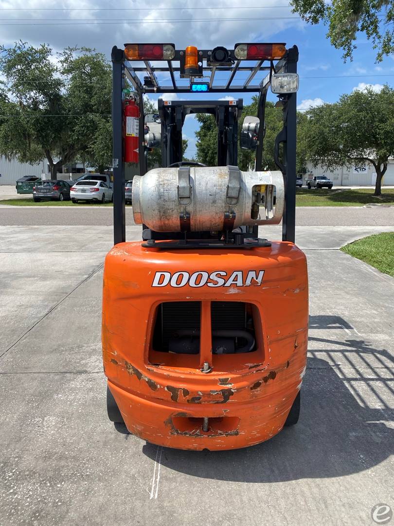 2016 Doosan GC30P-5