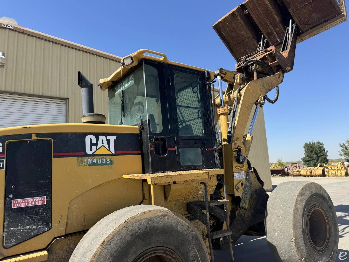 2002 Cat 938G