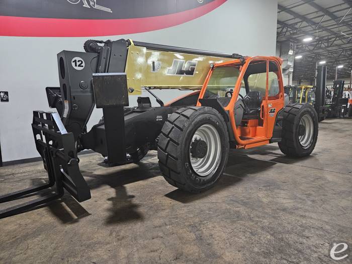 2016 JLG 1255