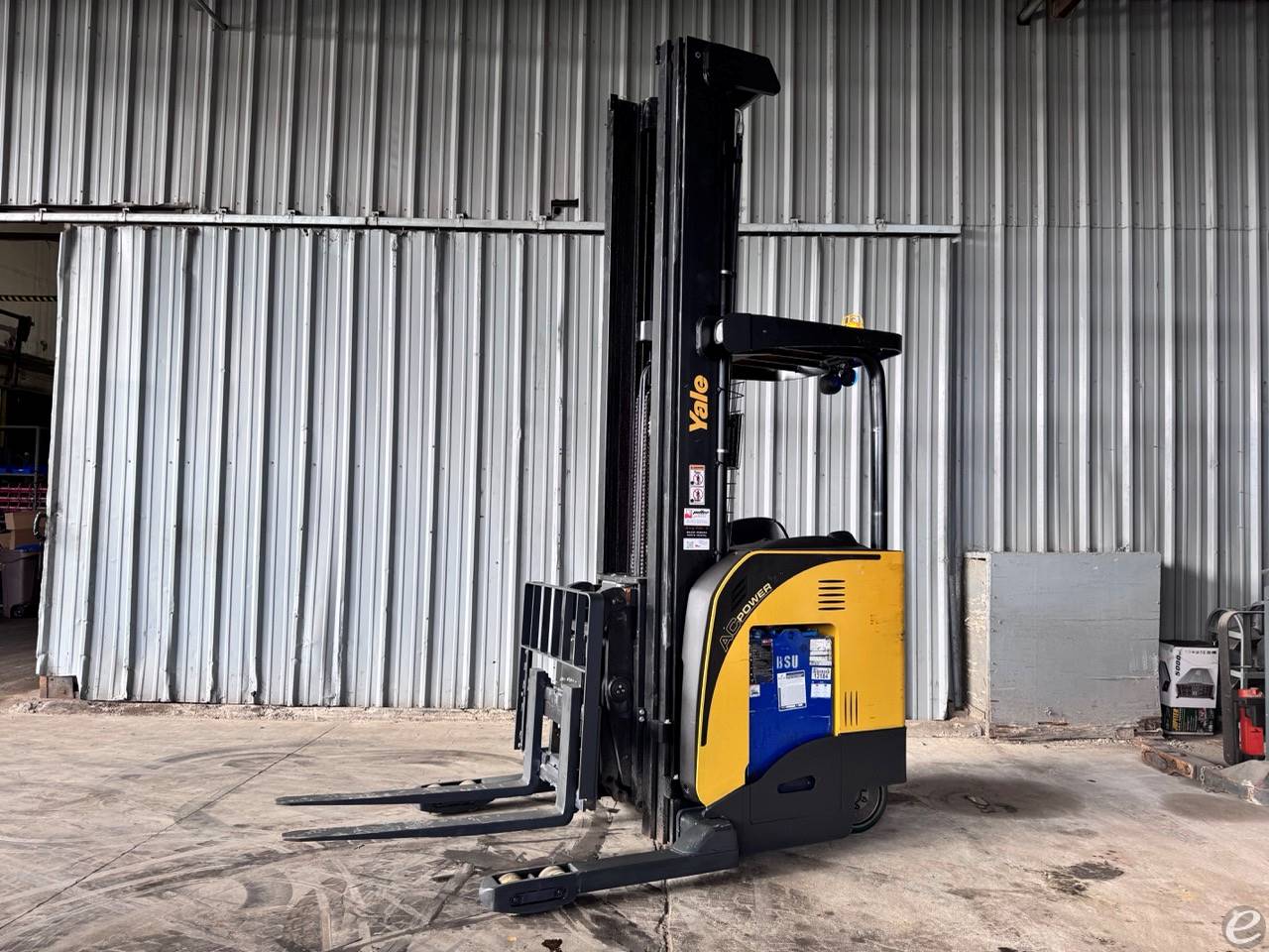 2019 Yale NDR035EBNM36TE138 Double Reach Reach Truck - 123Forklift