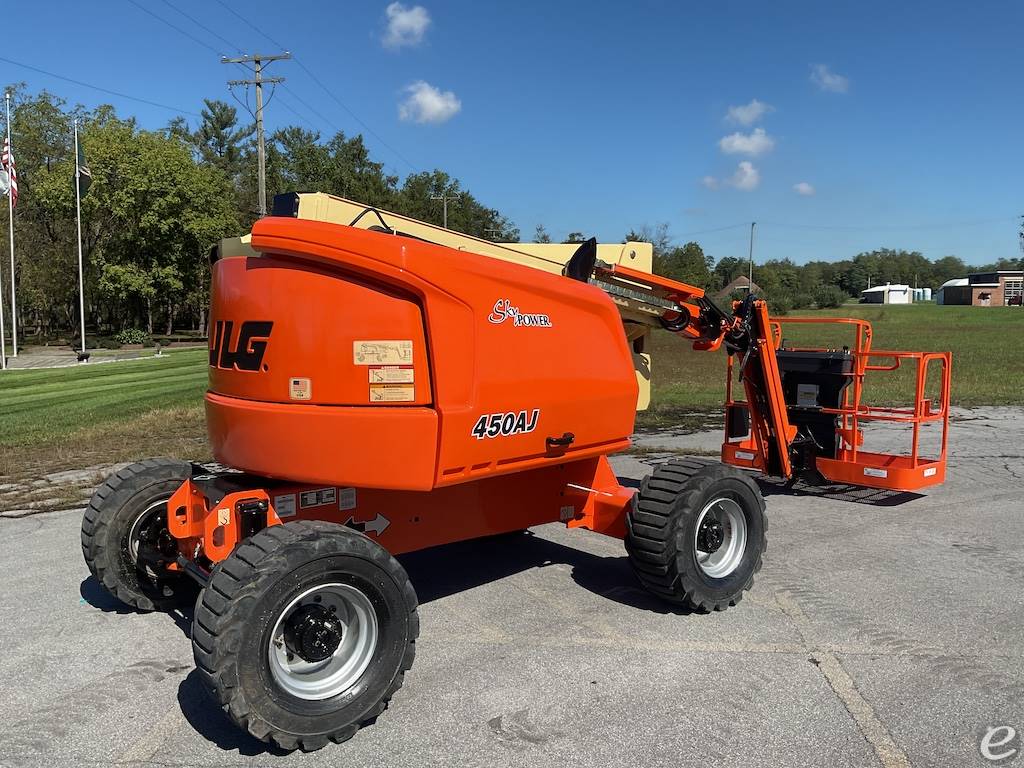 2015 JLG 450AJ