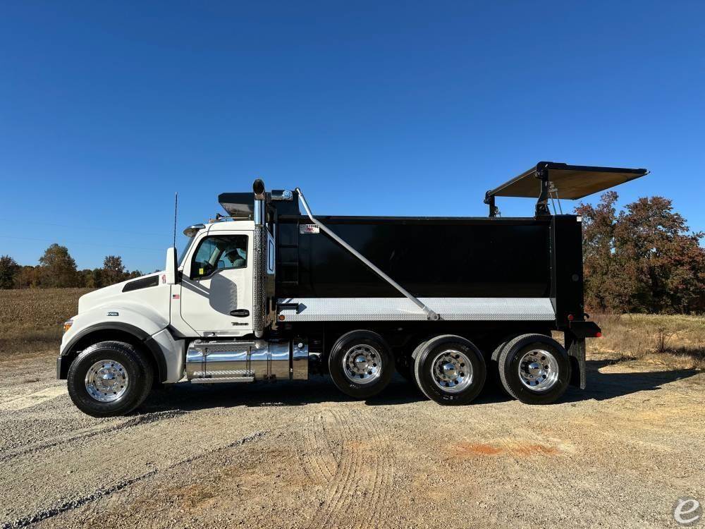 2023 Kenworth T880S