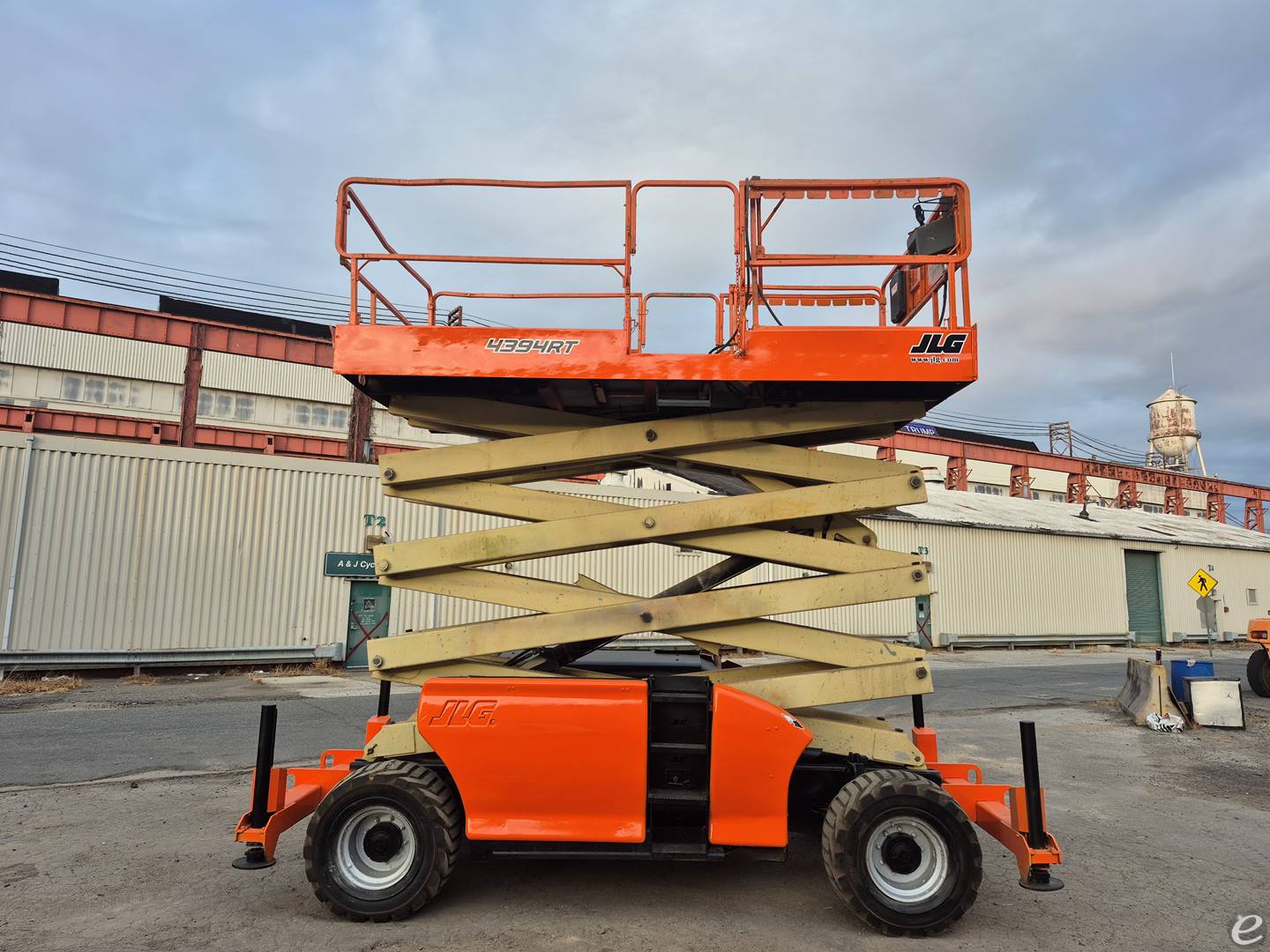 JLG 4394RT