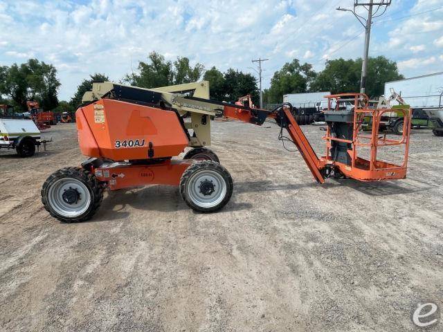 2018 JLG 340AJ