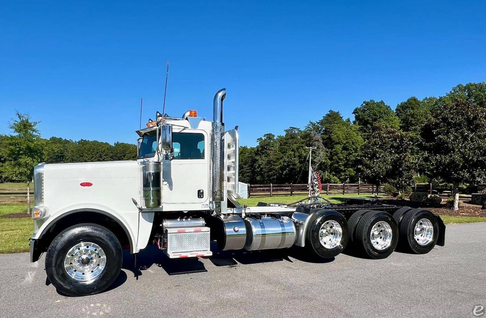 2018 Peterbilt 389