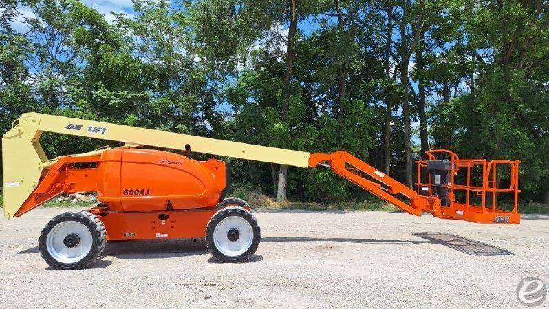 2014 JLG 600AJ