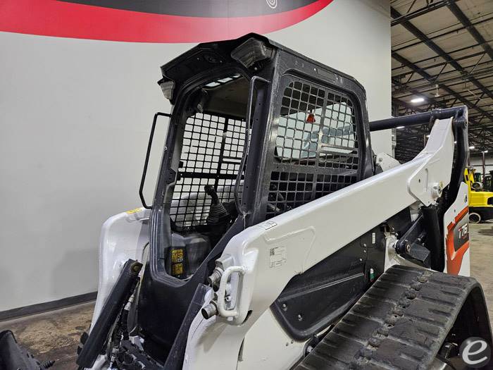 2022 Bobcat T76