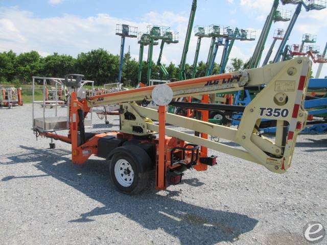 2017 JLG T350