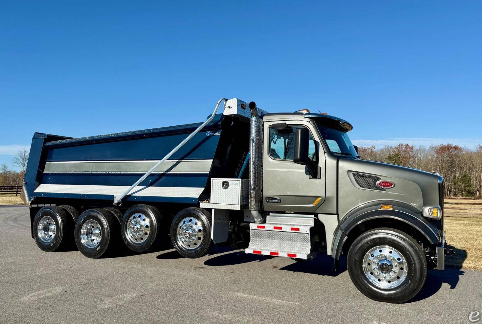 2021 Peterbilt 567