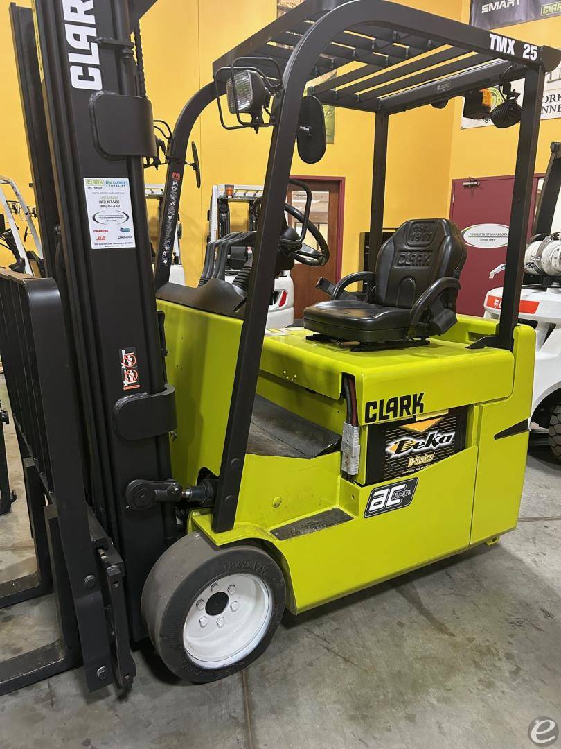 2021 Clark TMX25 - $30,950.00