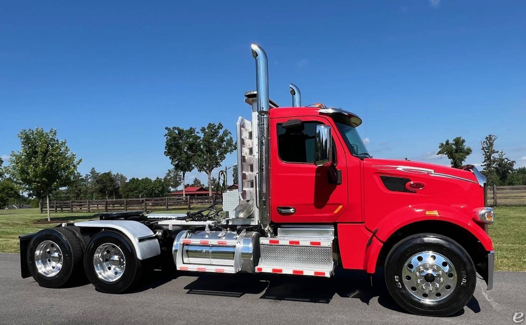 2020 Peterbilt 567