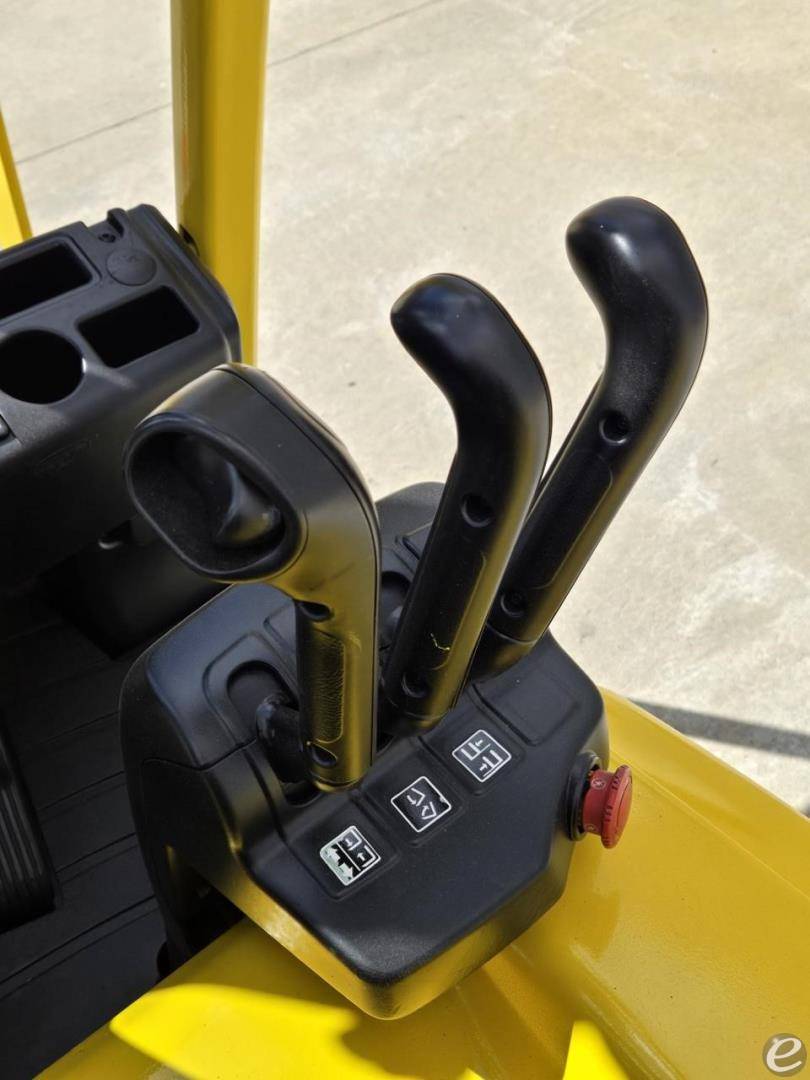 2016 Hyster J30XNT