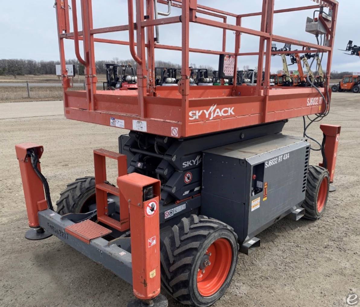 2019 Skyjack SJ6832 RT