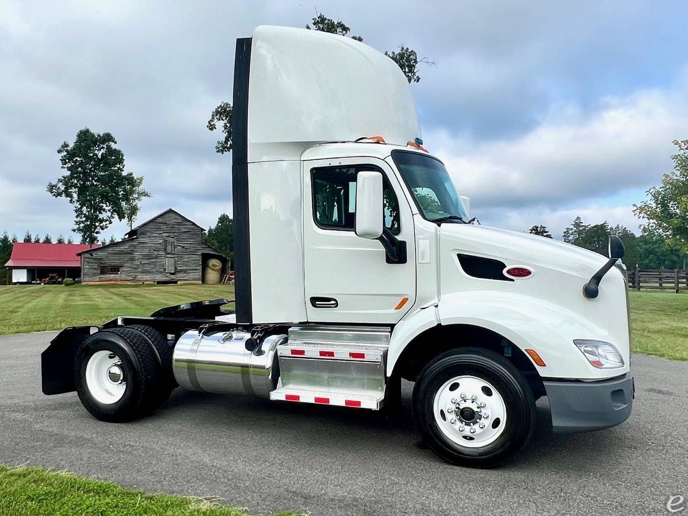 2021 Peterbilt 579