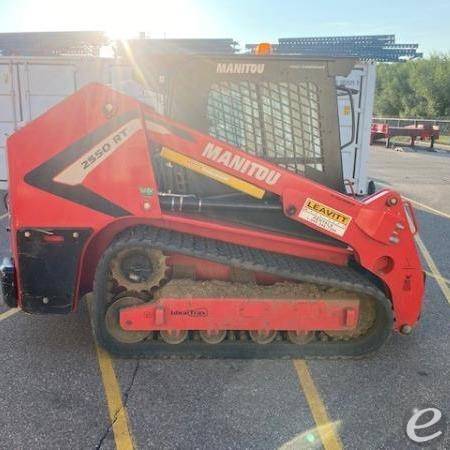 2020 Manitou 2550RT