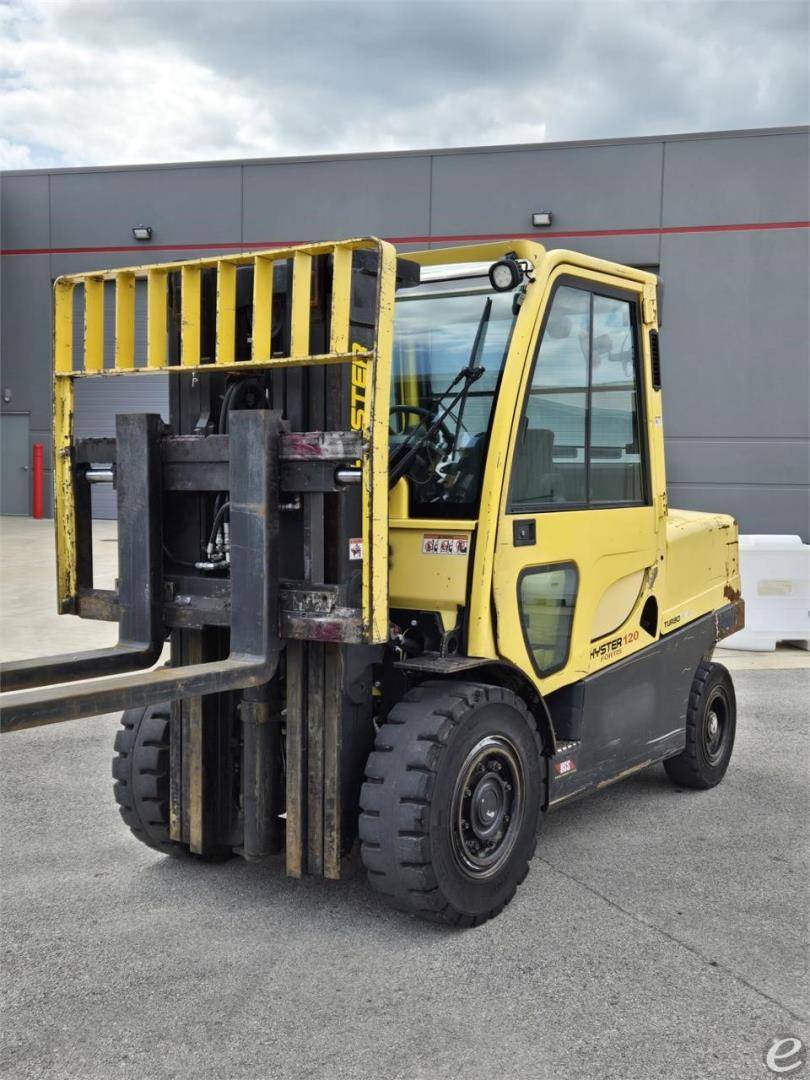 2016 Hyster H120FT