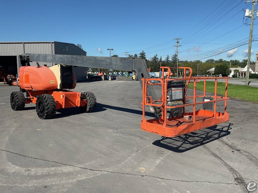 2009 JLG 800A