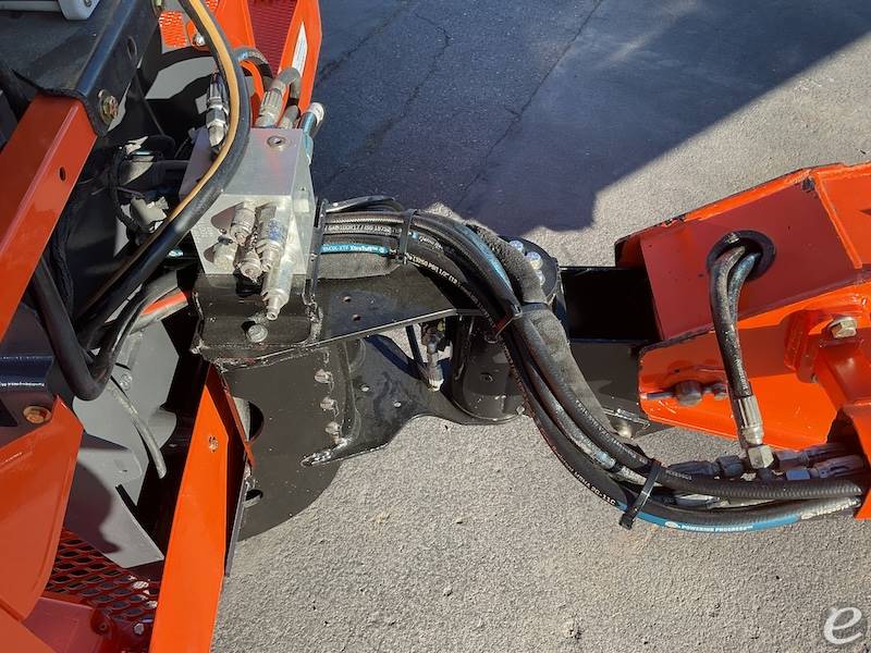 2016 JLG 600S