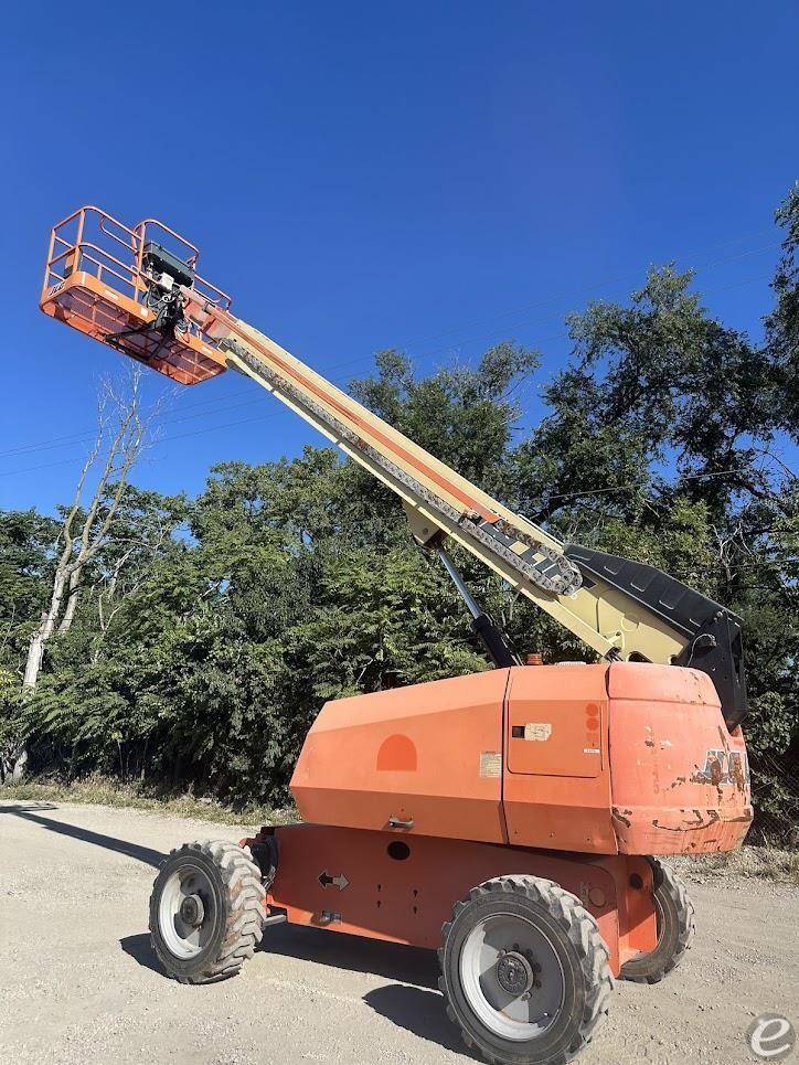 2015 JLG 600S