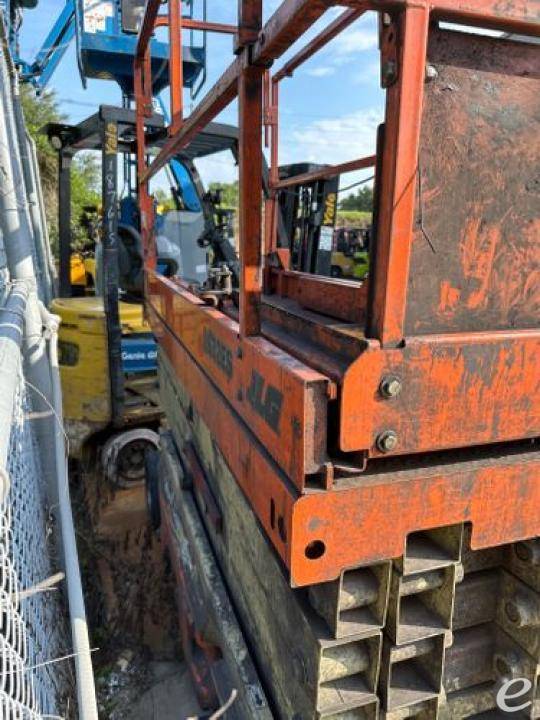 2019 JLG 2632ES