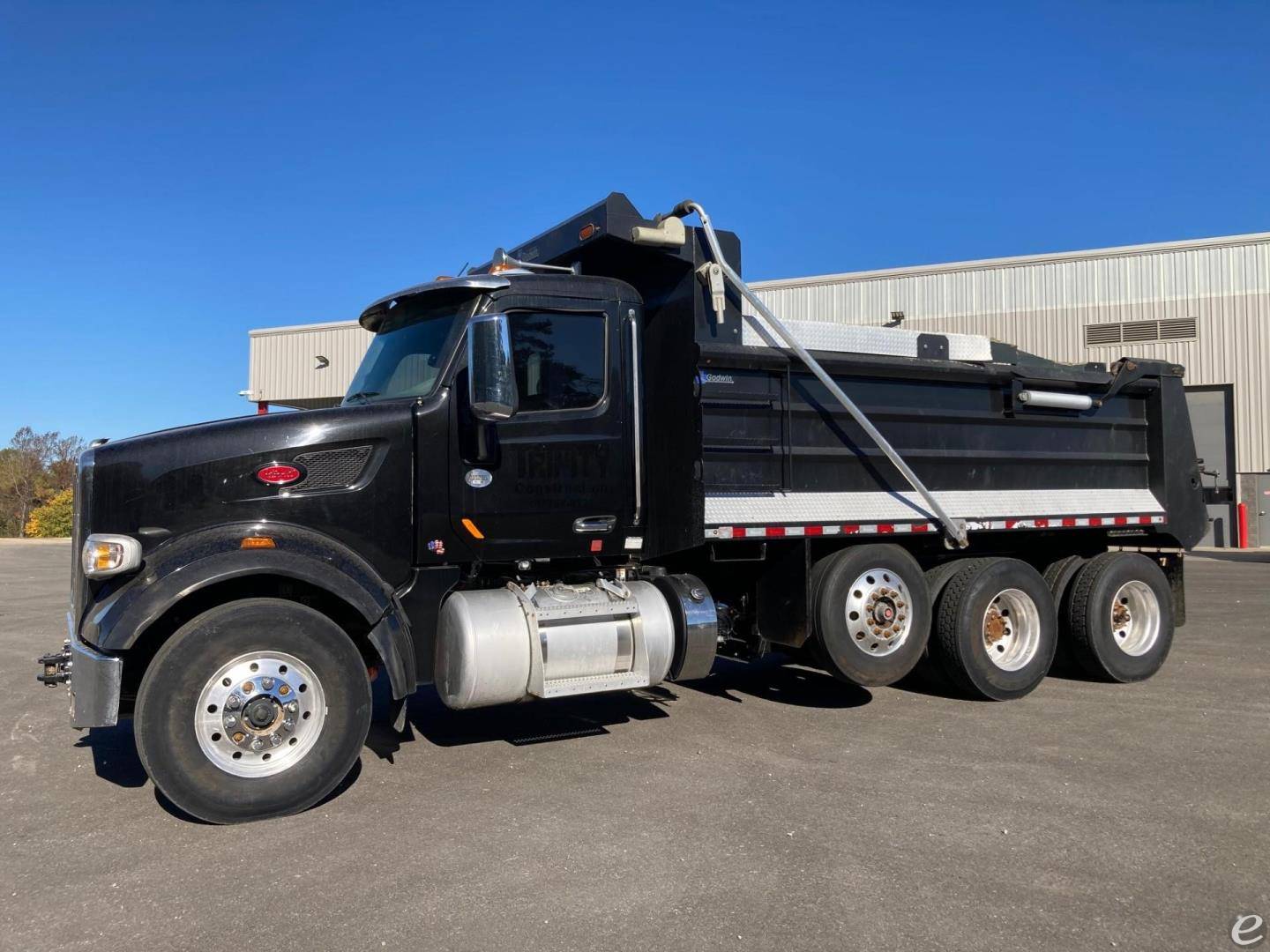 2022 Peterbilt 567