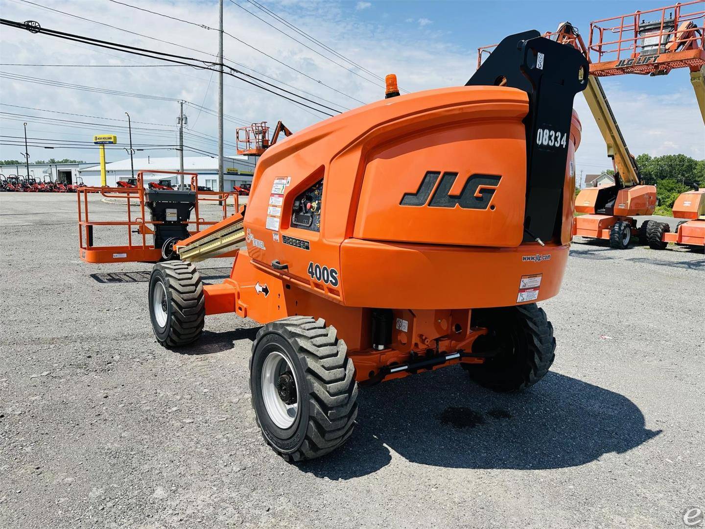 2015 JLG 400S