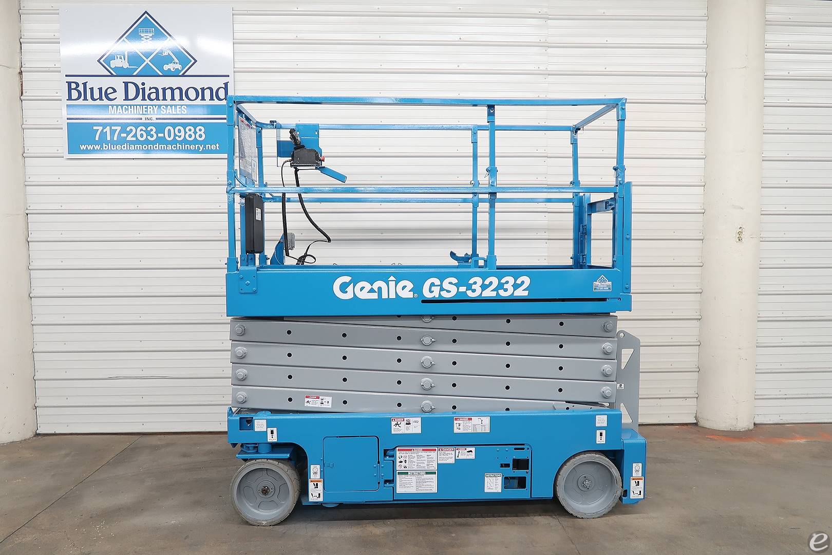 2011 Electric Genie Scissor Lifts GS3232 - 123Forklift