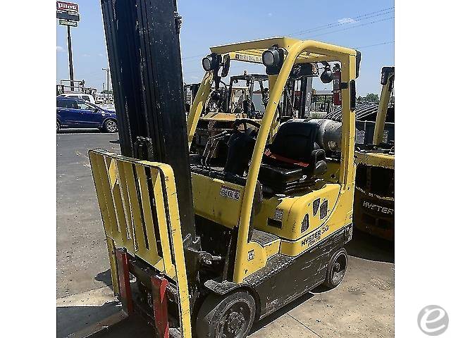 2017 Hyster S30FT