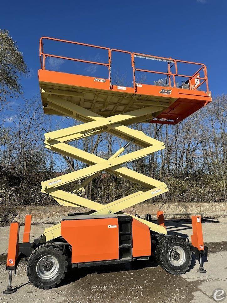 2015 JLG 3394RT