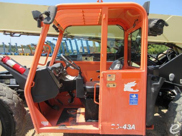 2015 JLG G9-43A (ON HOLD)