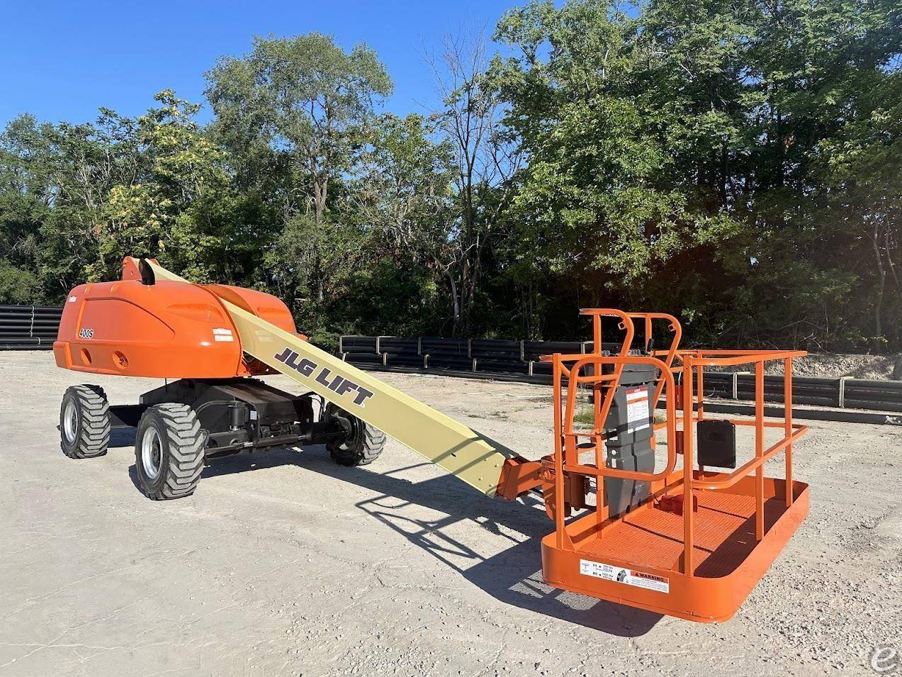 2014 JLG 400S