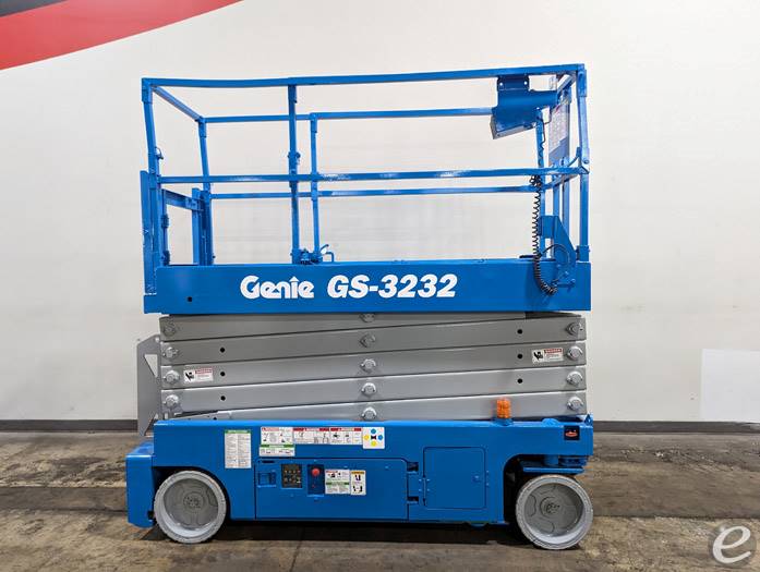 2016 Genie GS3232