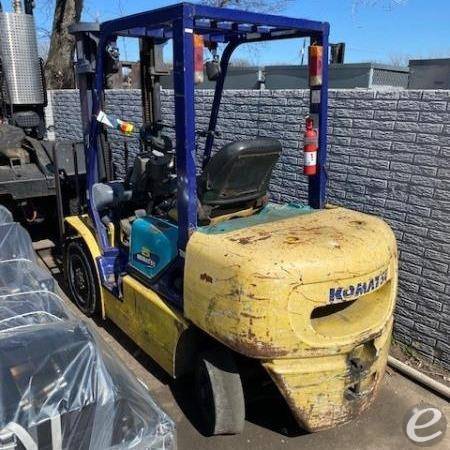 2002 Komatsu FG25T-12