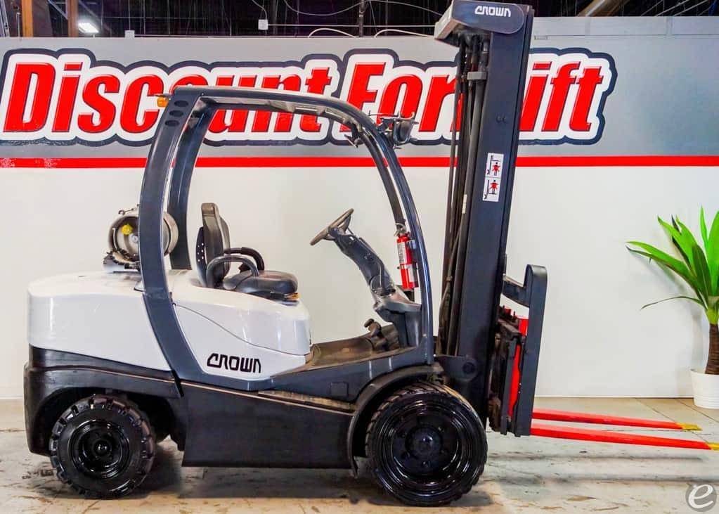 Crown C-51050-50 Pneumatic Tire Forklift