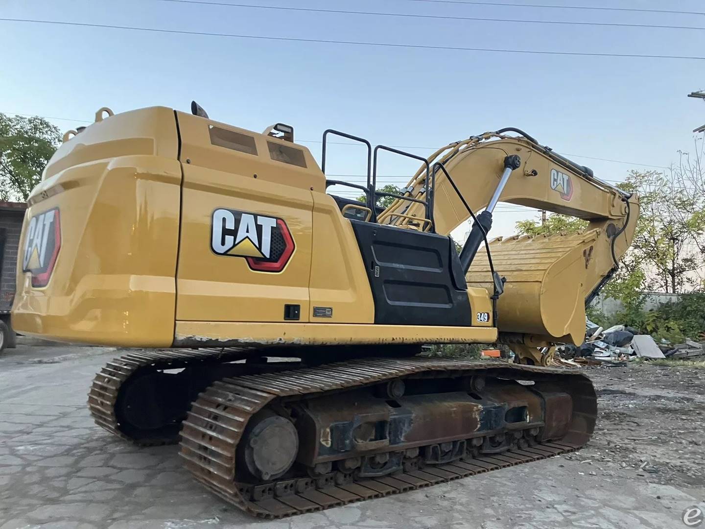 2021 Cat 349