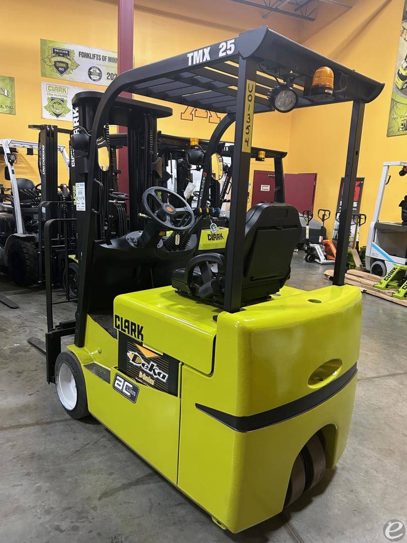 2021 Clark TMX25 - $30,950.00