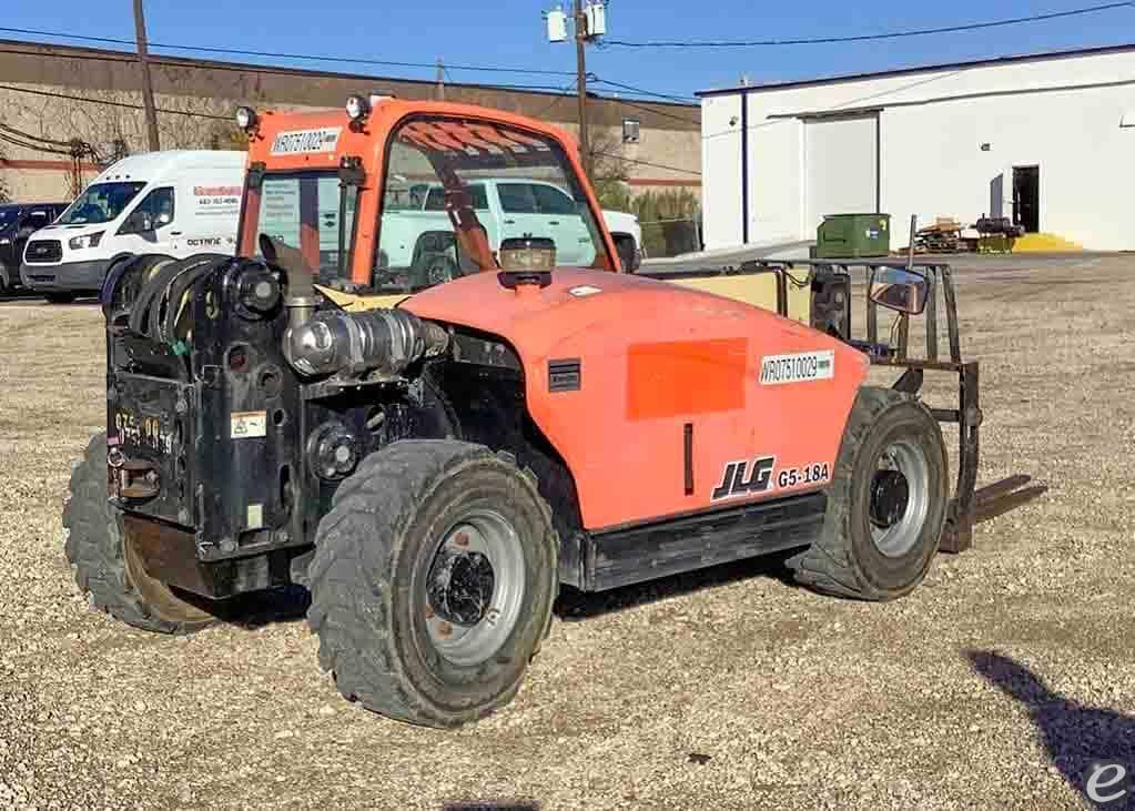 2017 JLG G5-18A