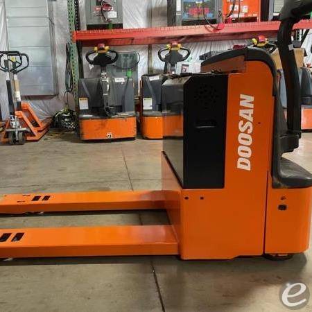 2019 Doosan BW23S-7