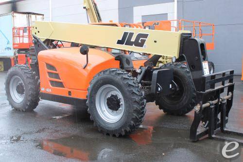 2014 JLG G6-42A