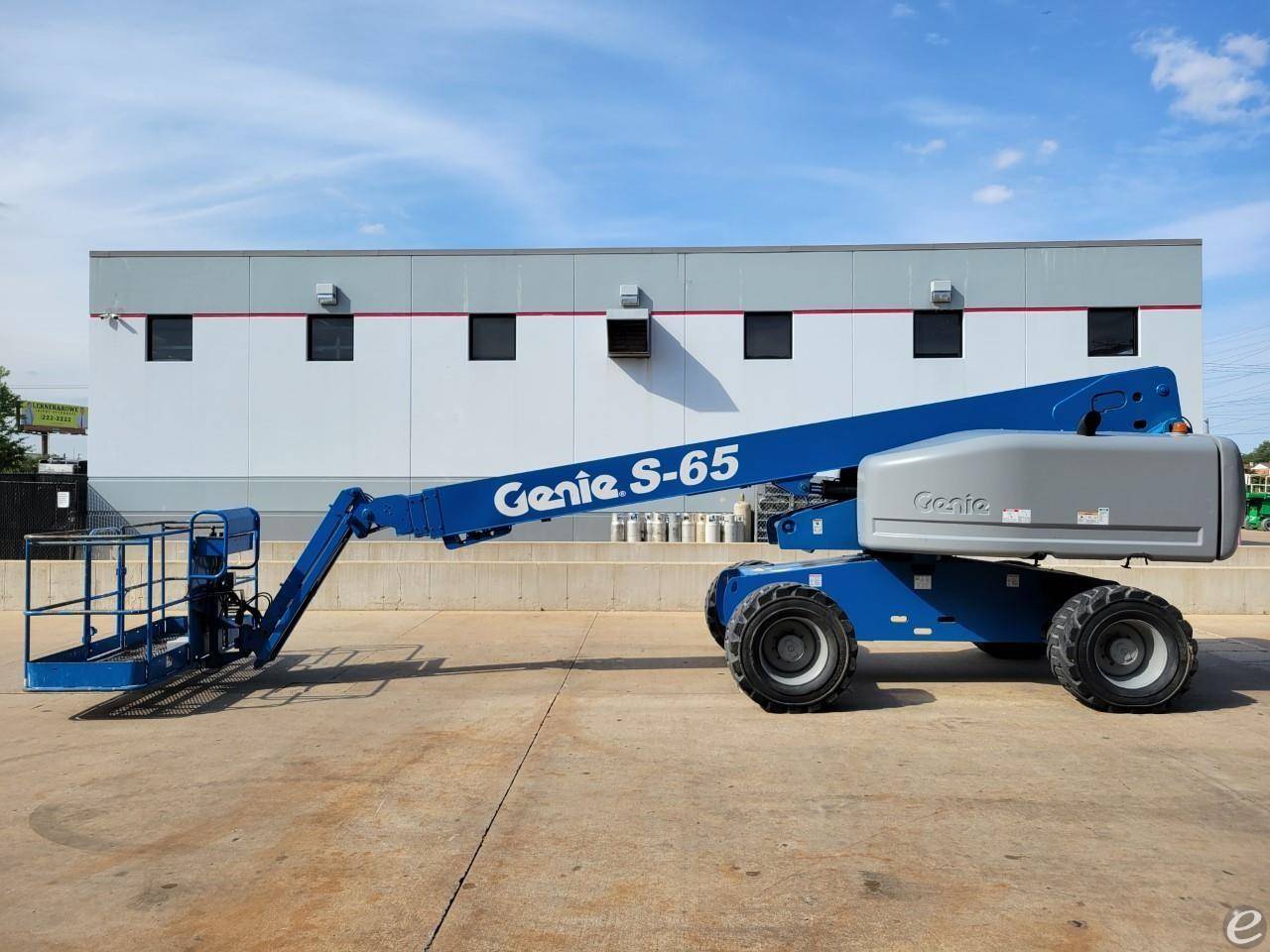 2011 Genie S65 Articulated Boom Boom Lift - 123Forklift