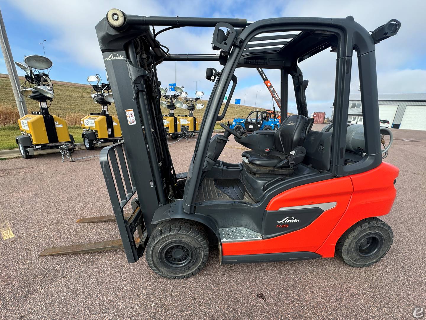 2021 Linde H25T