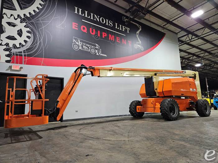 2015 JLG 800AJ