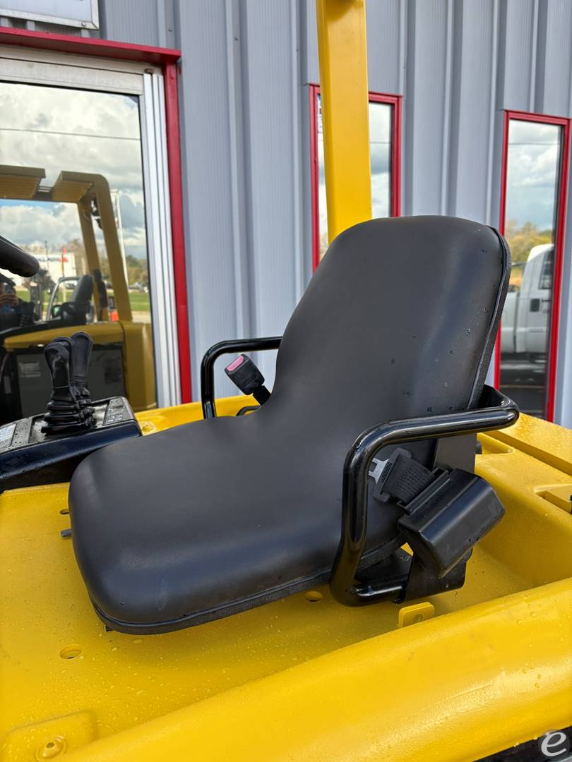 2004 Hyster E50Z-27