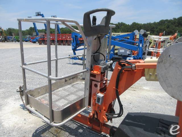 2016 JLG T350