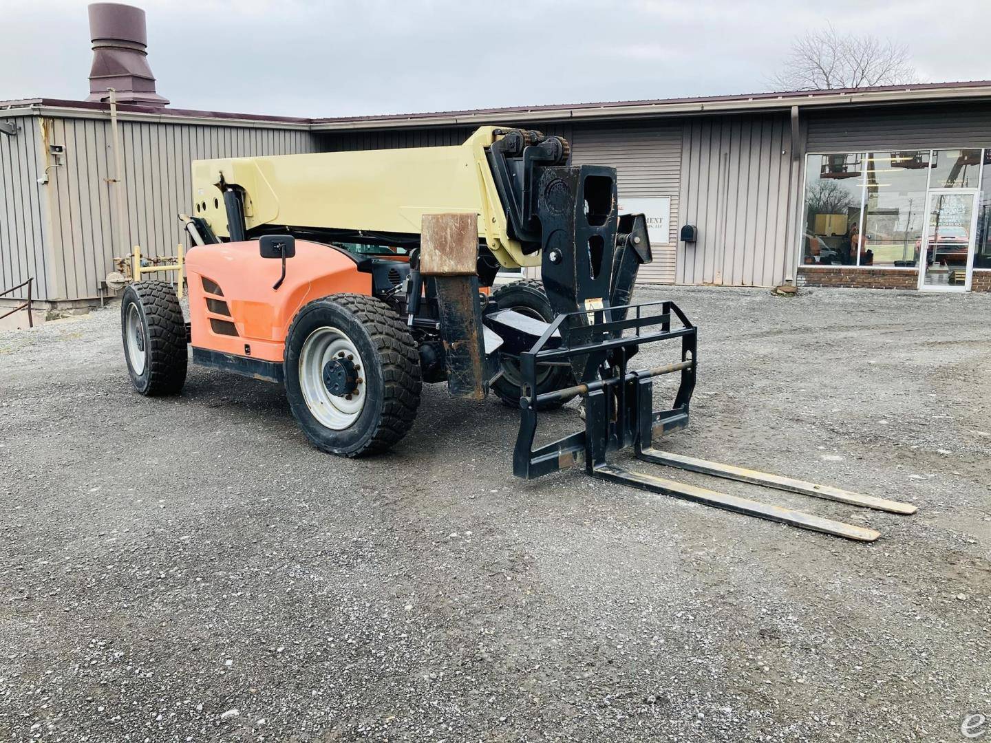 2015 JLG G12-55A