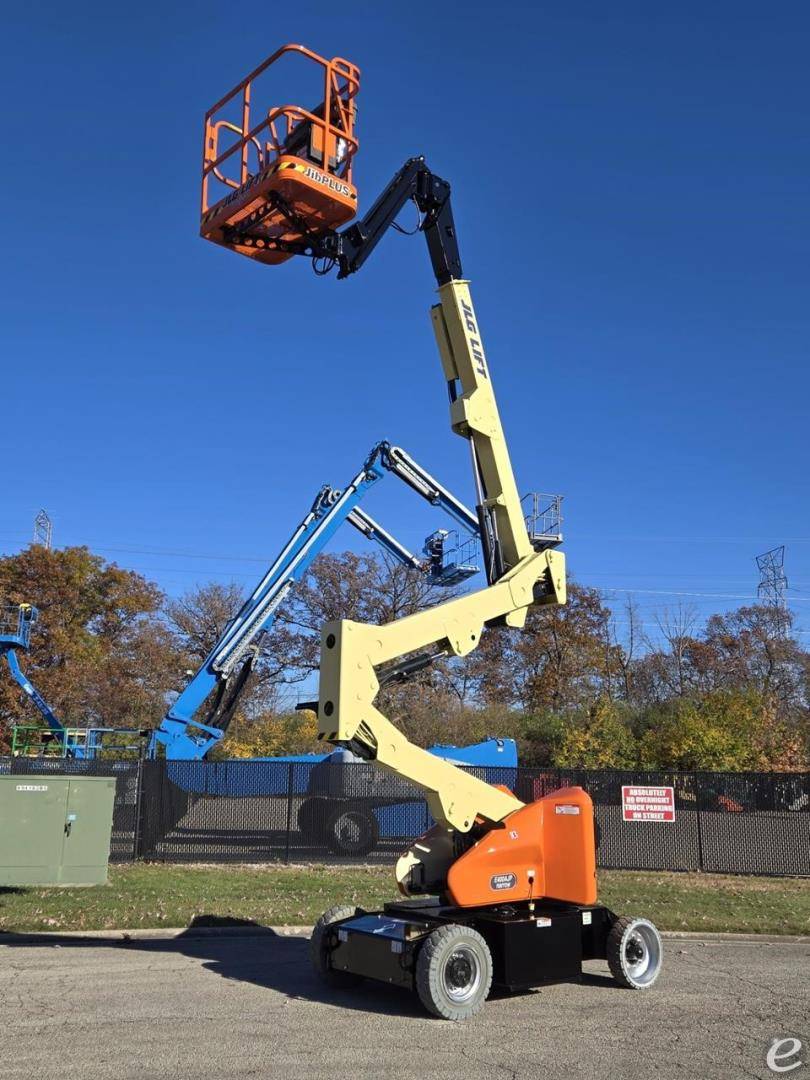 2016 JLG E400AJPN